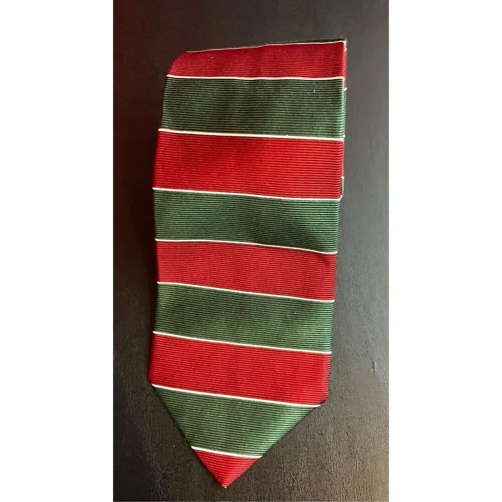 Brooks Brothers tie